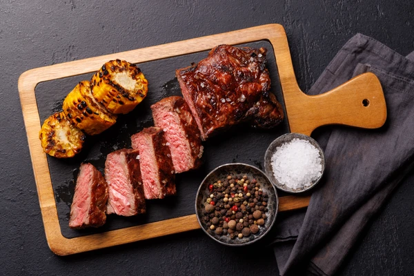 เลือกแหล่ง เนื้อวัวขายส่ง และเนื้อโคขุนขายส่ง ที่คุณภาพสม่ำเสมอ คือกุญแจสำคัญในการคุมต้นทุนและสร้างกำไรระยะยาว