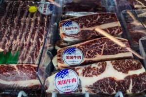 จีนขึ้นภาษีนำเข้าเนื้อวัว 55% เกินโควตา กระทบตลาด เนื้อวัวขายส่ง