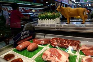 จีนขึ้นภาษีนำเข้าเนื้อวัว 55% เกินโควตา กระทบตลาด เนื้อวัวขายส่ง