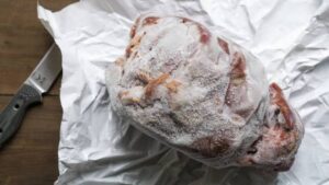 เนื้อวัวขายส่ง แช่แข็งเกิด Freezer Burn คืออะไร 4